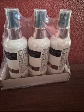 Set of 3 White Spray Bottles with Silver Caps